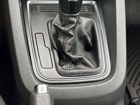 Used 2017 Volkswagen Jetta S w/ Jetta S Cold Weather Package image 21