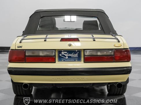 Used 1989 Ford Mustang LX image 9