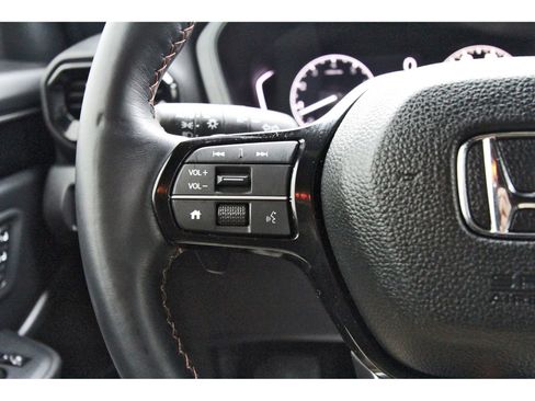 Used 2025 Honda Pilot TrailSport image 24