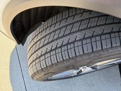 Certified 2025 Acura MDX SH-AWD w/ Technology Package image 12