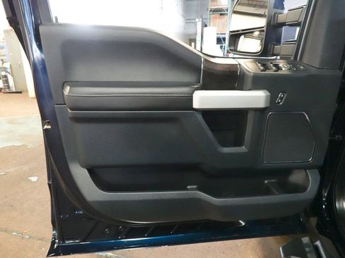 Used 2022 Ford F350 Lariat image 18