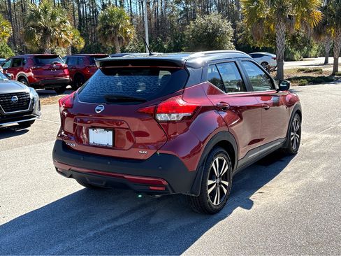 Used 2020 Nissan Kicks SR w/ SR Premium Package image 24