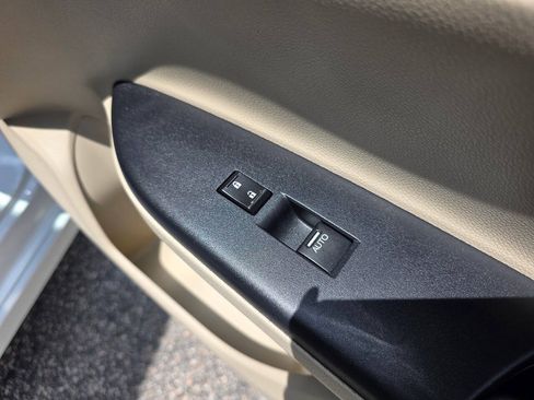 Used 2017 Honda Accord Touring image 37