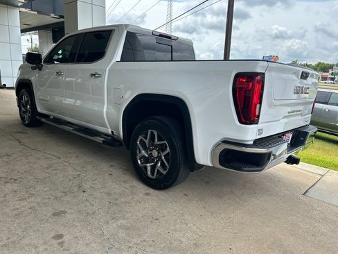 Used 2024 GMC Sierra 1500 SLT RWD image 5