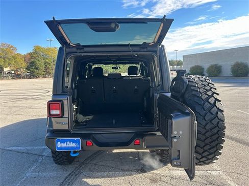 Used 2023 Jeep Wrangler Willys 4xe w/ Cold Weather Group image 16