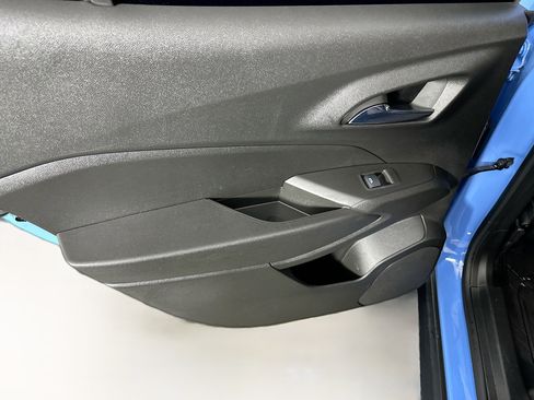 Used 2024 Chevrolet Trax RS w/ Sunroof Package image 26