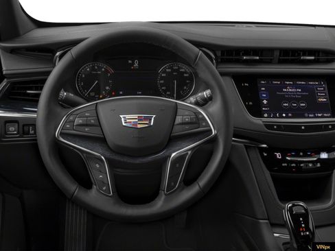 Used 2020 Cadillac XT5 Premium Luxury FWD image 7