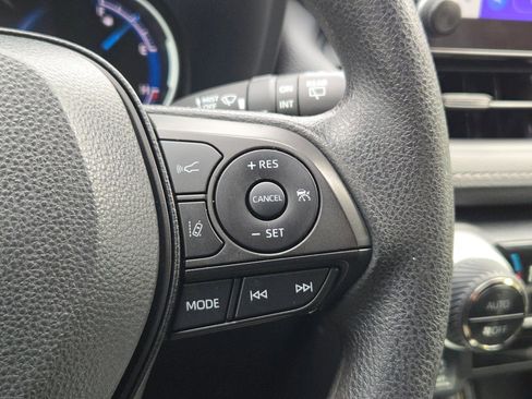 Used 2024 Toyota RAV4 XLE image 22