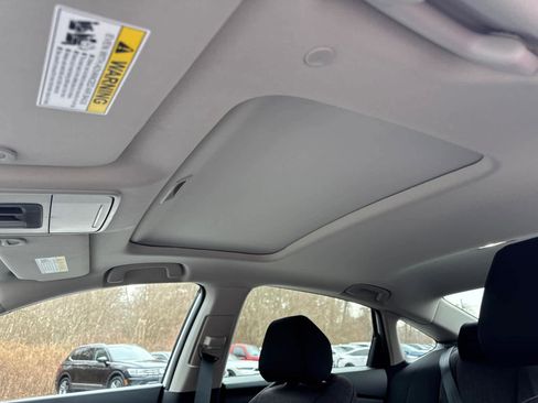 Used 2025 Honda Accord SE image 15