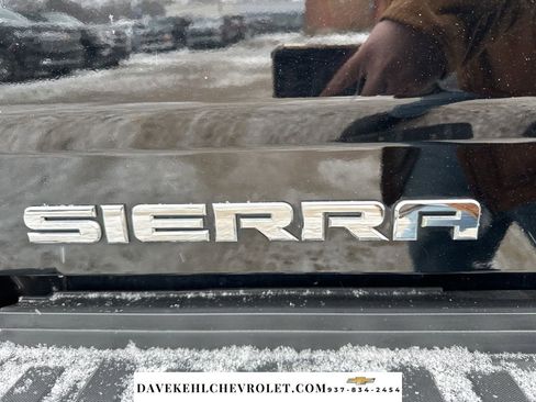 Used 2018 GMC Sierra 2500 Denali w/ Duramax Plus Package AWD/4WD image 34
