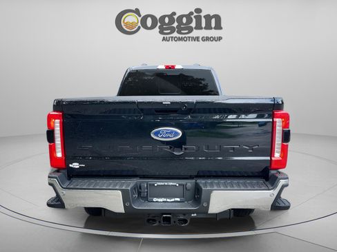 New 2026 Ford F250 Lariat image 4