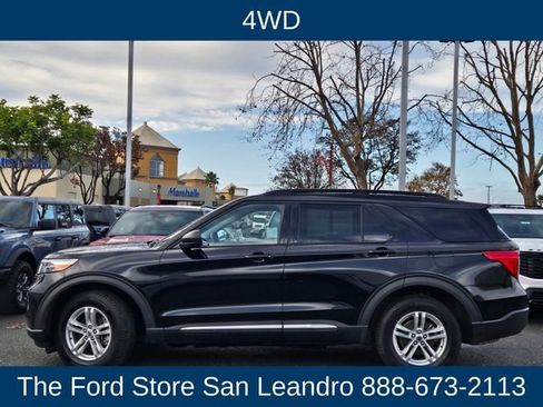 Certified 2021 Ford Explorer XLT w/ Equipment Group 202A image 6