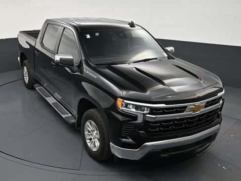 Used 2023 Chevrolet Silverado 1500 LT RWD image 18
