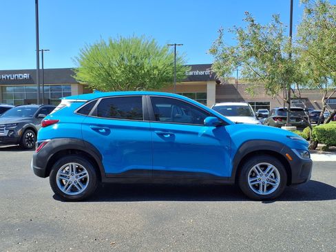 Certified 2023 Hyundai Kona SE w/ Cargo Package FWD image 7