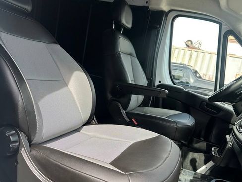 Used 2025 RAM ProMaster 3500 w/ Convenience Group FWD image 32