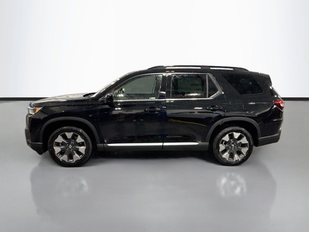 New 2026 Honda Pilot Touring image 5