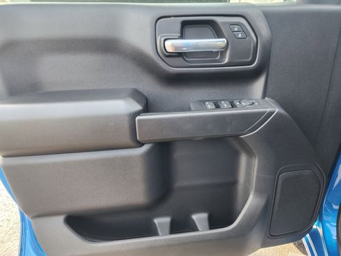 Used 2022 Chevrolet Silverado 1500 Custom Trail Boss image 24