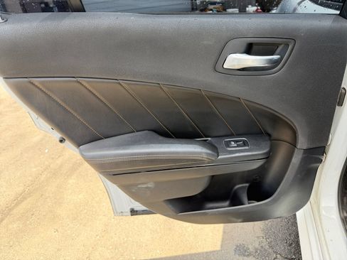 Used 2017 Dodge Charger R/T RWD image 26