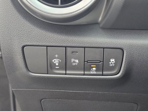 Certified 2023 Hyundai Kona Limited w/ Cargo Package image 33