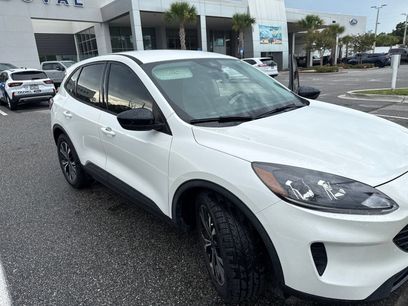 Used 2021 Ford Escape SE w/ SE Sport Appearance Package