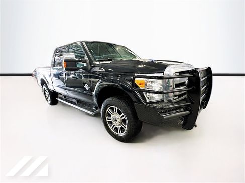 Used 2015 Ford F350 Platinum image 3