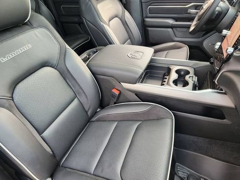 New 2026 RAM 1500 Laramie AWD/4WD image 11