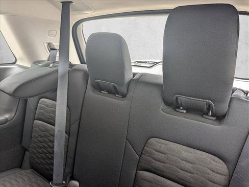 Used 2025 Nissan Pathfinder SV FWD image 15