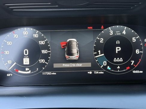 Used 2025 Land Rover Discovery Sport S image 22