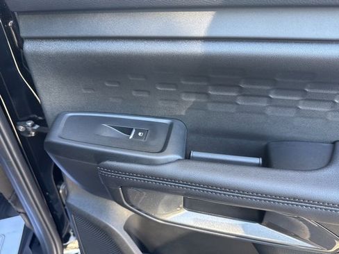 New 2025 Ford Ranger XLT w/ FX4 Off-Road Package image 13