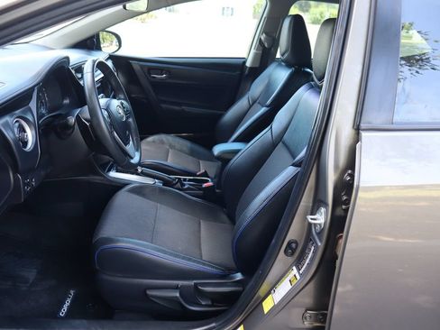 Used 2018 Toyota Corolla SE w/ Carpet Mat Package (TMS) FWD image 19