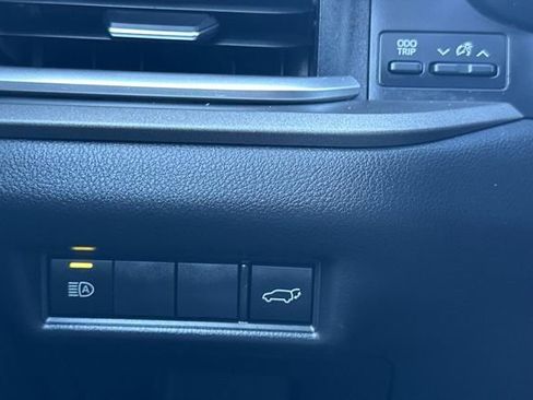 Certified 2025 Toyota Grand Highlander AWD image 37