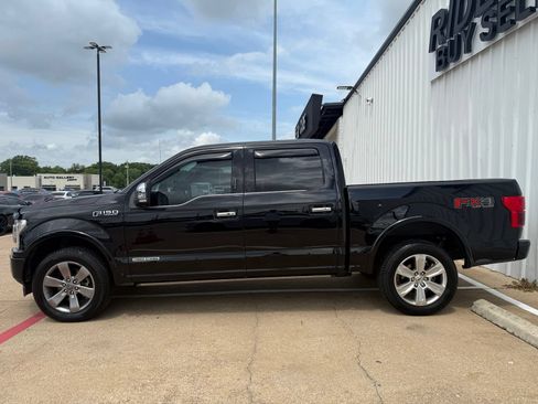 Used 2019 Ford F150 Platinum w/ Equipment Group 701A Luxury AWD/4WD image 3