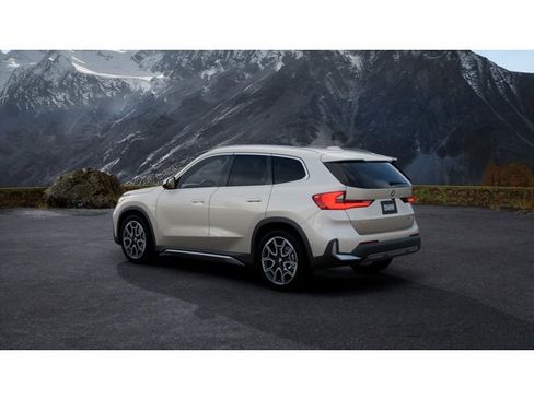 New 2026 BMW X1 xDrive28i w/ Convenience Package image 2