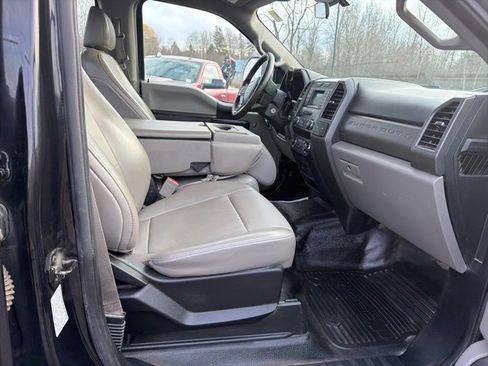 Used 2019 Ford F350 XL w/ Power Equipment Group image 20