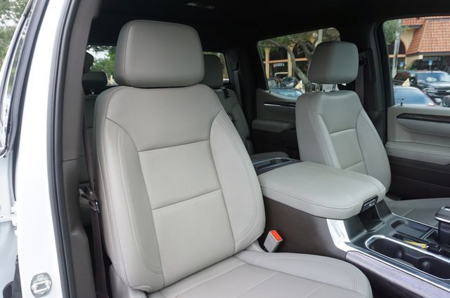 Used 2023 Chevrolet Silverado 1500 LTZ w/ LTZ Convenience Package II AWD/4WD image 2