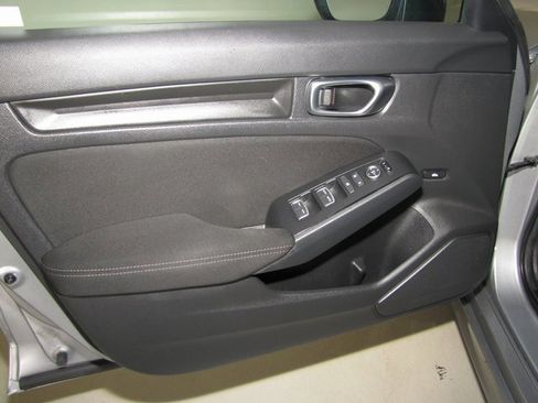 Certified 2022 Honda Civic Sport image 10