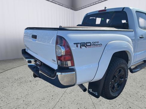 Used 2012 Toyota Tacoma 4x4 Double Cab w/ TRD Off-Road Pkg image 15