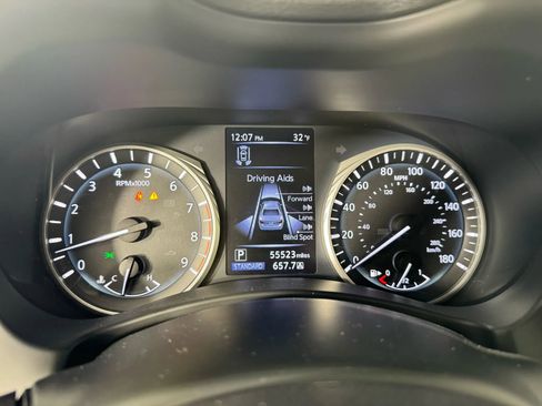 Used 2018 INFINITI Q50 Luxe w/ Sensory Package (Luxe) image 14