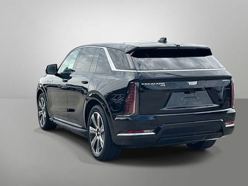 New 2025 Cadillac Escalade IQ Luxury 2 image 16