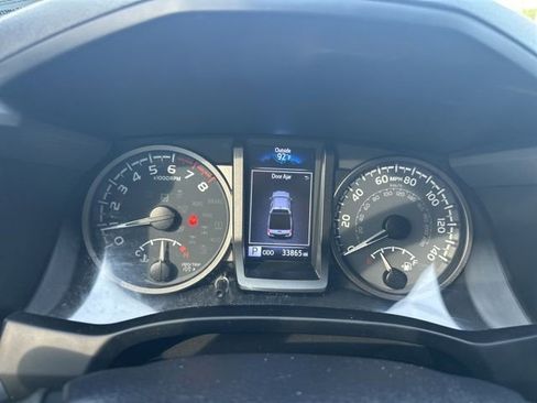Used 2023 Toyota Tacoma TRD Off-Road image 20