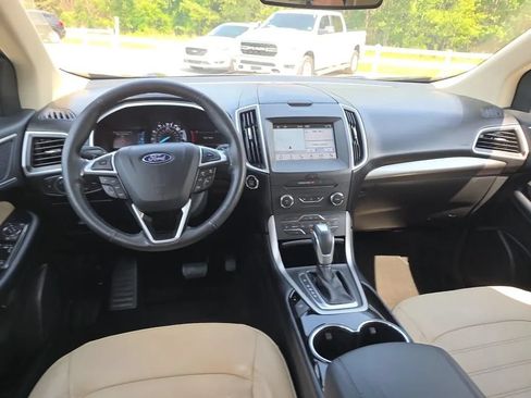 Used 2017 Ford Edge SEL w/ Equipment Group 201A FWD image 14