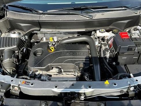 Used 2026 Chevrolet Equinox LT FWD image 28