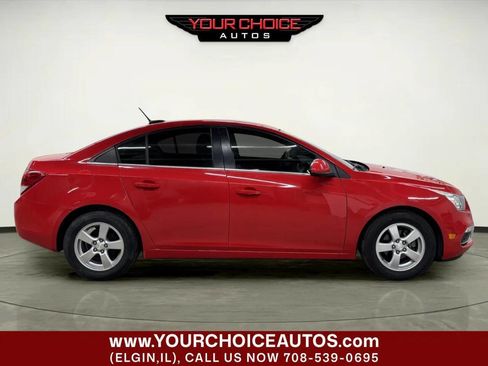 Used 2015 Chevrolet Cruze LT image 6