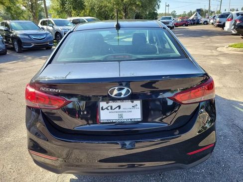 Used 2022 Hyundai Accent FWD image 8