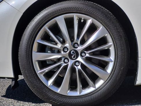 Used 2023 INFINITI Q50 Luxe AWD/4WD image 6