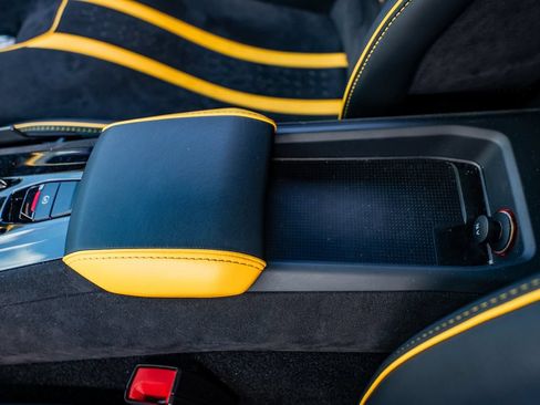 Used 2023 Lamborghini Huracan Tecnica RWD image 30