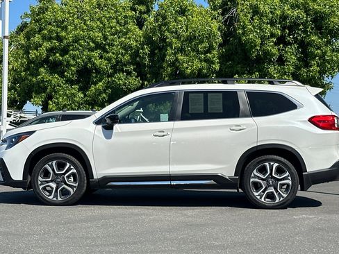 Used 2024 Subaru Ascent Limited image 7