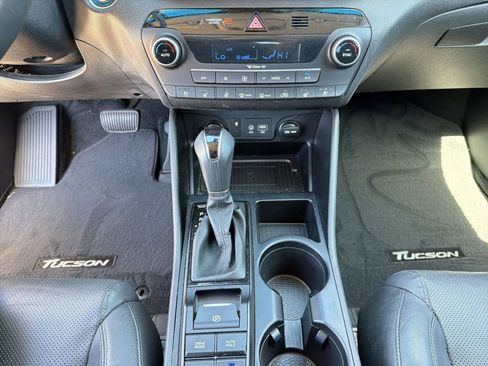 Used 2019 Hyundai Tucson Ultimate image 19