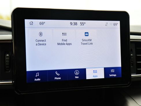 Used 2023 Ford Explorer XLT w/ Equipment Group 202A AWD/4WD image 32