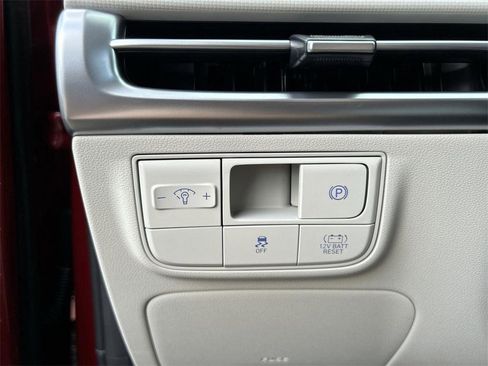 New 2026 Hyundai Tucson Blue SE image 23